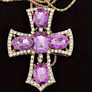 BETSEY JOHNSON GOLD ALLOY PURPLE CRYSTAL AND RHINESTONE CROSS NECKLACE